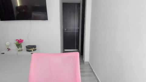 Snapshot of doll_oriana chatting on 02-27-25, 11:59 doll_oriana online show from 02-27-25, 11:59