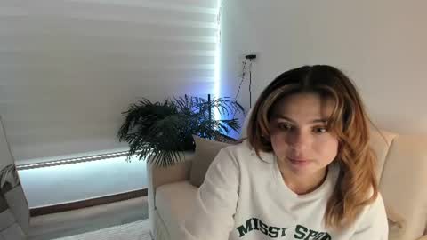 doll_oriana online show from 07-24-26, 07:23