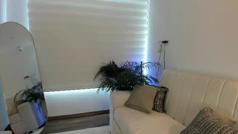 doll_oriana online show from 07-27-26, 07:10