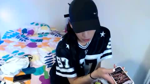 Snapshot of doll_sary chatting on 04-22-26, 07:04 Catherine XXX online show from 04-22-26, 07:04
