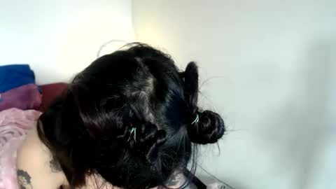Snapshot of doll_sary chatting on 04-25-26, 06:16 Catherine XXX online show from 04-25-26, 06:16