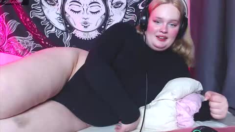 Miss Rose online show from 11-08-25, 07:01