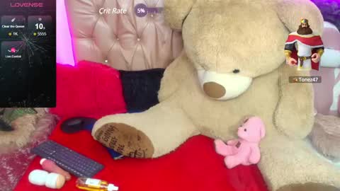 Snapshot of dollfire_bigass chatting on 01-26-25, 10:35 ginna online show from 01-26-25, 10:35