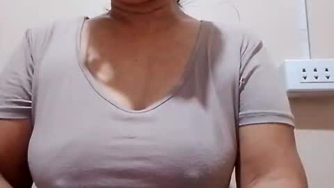 dolly926661 online show from 05-28-26, 09:45