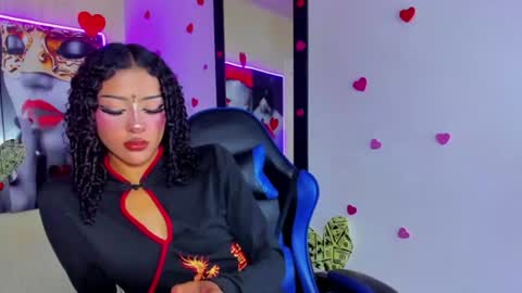 dolly_boob online show from 06-12-26, 05:50