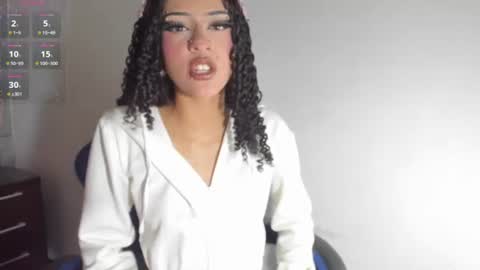 dolly_boob online show from 07-07-26, 05:21