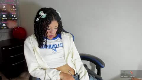 dolly_boob online show from 07-09-26, 06:39