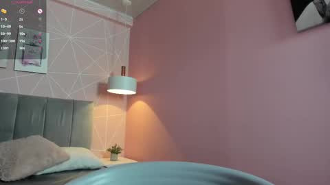 Call me Zoe  online show from 02-18-25, 08:27