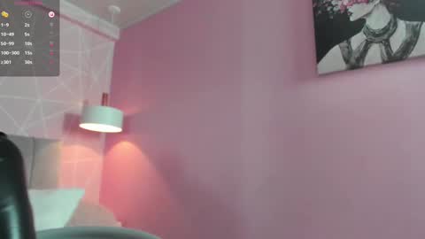 Call me Zoe  online show from 03-07-25, 09:40