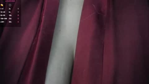 Call me Zoe  online show from 10-13-25, 10:54