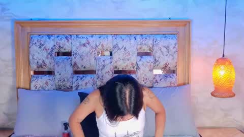 Snapshot of dollydarla chatting on 05-09-26, 11:37 dollydarla online show from 05-09-26, 11:37