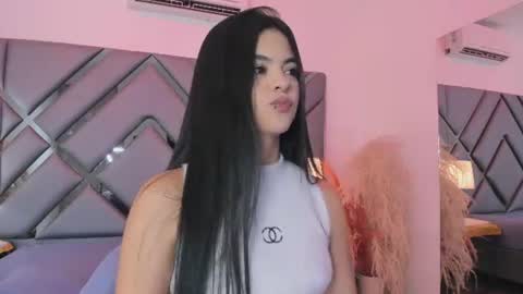 Juliana online show from 07-31-26, 06:40