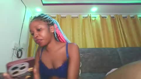 kadolly online show from 05-18-26, 02:51