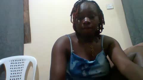 Snapshot of dollyvee chatting on 11-06-25, 04:46 dollyvee online show from 11-06-25, 04:46