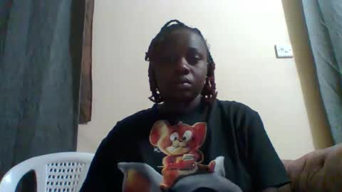 Snapshot of dollyvee chatting on 11-10-25, 12:42 dollyvee online show from 11-10-25, 12:42