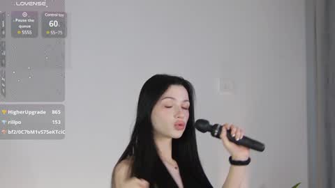 Dolly online show from 01-19-25, 01:44