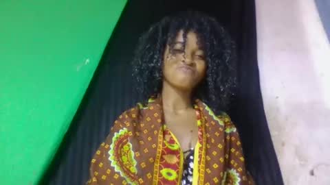 doloresslu online show from 03-17-26, 08:50