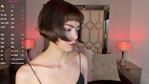 Snapshot of dolyconor chatting on 05-24-26, 08:36 Dolly online show from 05-24-26, 08:36