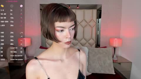Snapshot of dolyconor chatting on 06-06-26, 08:35 Dolly online show from 06-06-26, 08:35