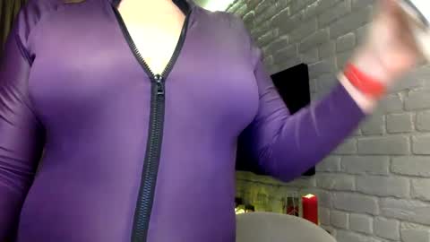 DOM MUMMY online show from 12-28-24, 07:22