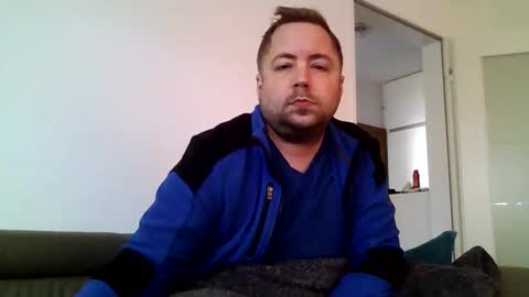 Snapshot of dombio_12 chatting on 09-29-25, 10:31 dombio_12 online show from 09-29-25, 10:31