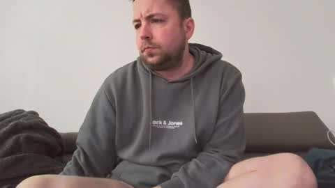 Snapshot of dombio_12 chatting on 05-11-26, 11:16 dombio_12 online show from 05-11-26, 11:16