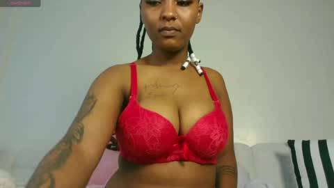 Snapshot of domecesy chatting on 05-22-26, 11:49 Amarie noels online show from 05-22-26, 11:49
