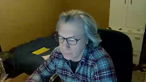 Snapshot of domiande chatting on 01-07-25, 10:22 domiande online show from 01-07-25, 10:22