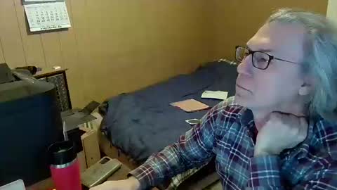 Snapshot of domiande chatting on 01-20-25, 08:19 domiande online show from 01-20-25, 08:19