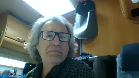 Snapshot of domiande chatting on 02-09-26, 09:46 domiande online show from 02-09-26, 09:46