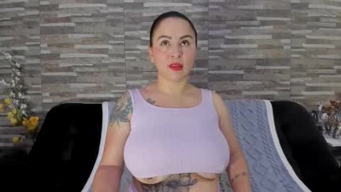 domi  online show from 09-25-25, 01:59