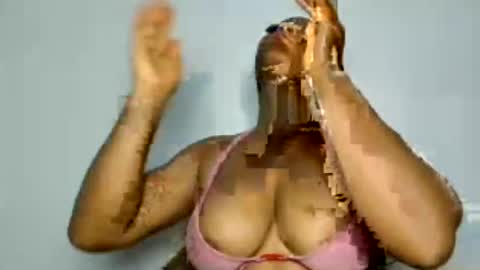laura online show from 06-20-26, 09:01
