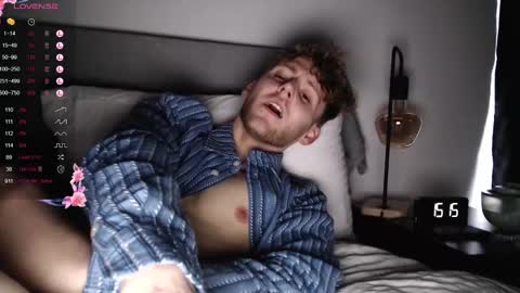 Alex...  online show from 02-12-25, 03:16