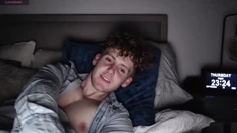 Alex...  online show from 09-25-25, 10:24