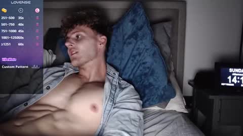 Alex...  online show from 09-28-25, 01:16