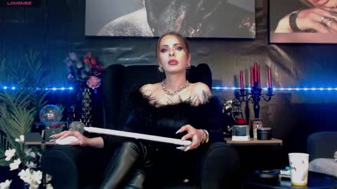 Dominatrix Eve online show from 01-11-25, 10:18