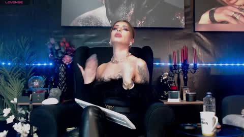 Dominatrix Eve online show from 01-12-25, 01:21