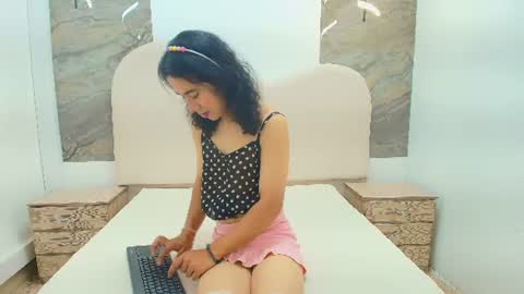 Snapshot of dominic_black0 chatting on 07-13-26, 07:27 Dominic online show from 07-13-26, 07:27