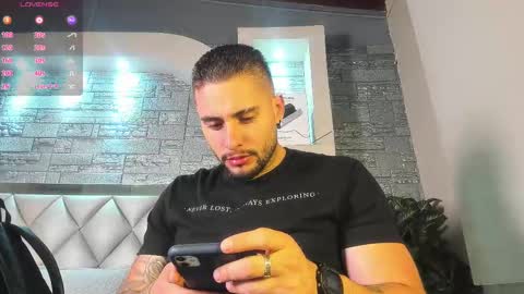 Snapshot of dominic_de_luca chatting on 10-07-25, 02:53 dominic de luca online show from 10-07-25, 02:53