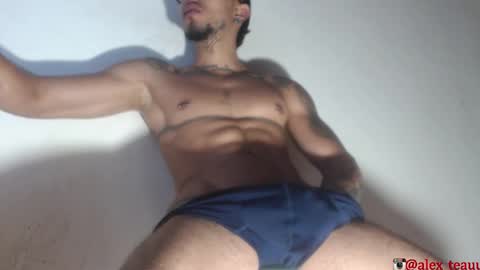 DOMI online show from 11-23-25, 05:13