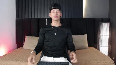 Snapshot of dominic_ghost chatting on 09-28-25, 06:57 Dominic online show from 09-28-25, 06:57