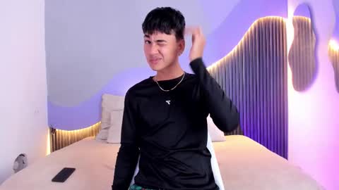 Snapshot of dominic_ghost chatting on 11-07-25, 04:12 Dominic online show from 11-07-25, 04:12