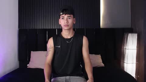 Snapshot of dominic_ghost chatting on 11-14-25, 10:07 Dominic online show from 11-14-25, 10:07