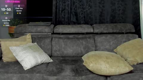 SANTI  independent model online show from 02-02-25, 04:26