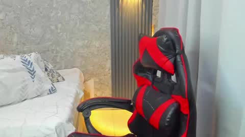 dominic_sg online show from 06-18-26, 12:09