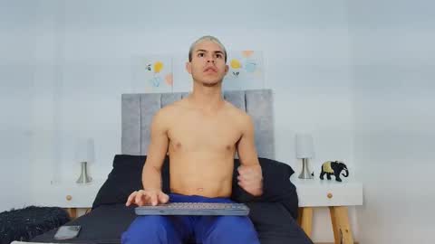 Dominic online show from 01-10-26, 12:07