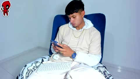  Dominic  online show from 04-09-26, 02:44