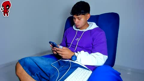 Snapshot of dominick_king chatting on 05-14-26, 02:07 Dominic online show from 05-14-26, 02:07