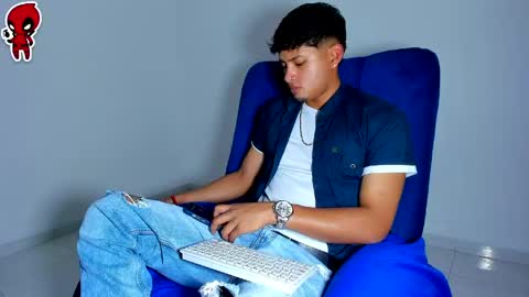 Snapshot of dominick_king chatting on 05-16-26, 03:36 Dominic online show from 05-16-26, 03:36