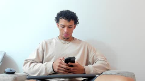 Snapshot of dominick_star chatting on 12-31-24, 03:23 Dominick Star online show from 12-31-24, 03:23